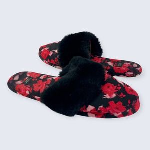 Victoria’s Secret Red Black Floral Rose Black Faux Fur Closed Toe Slipper M
